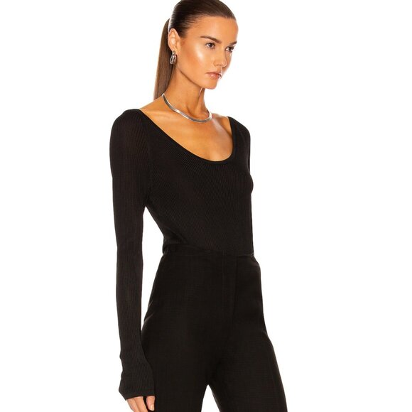 BNWT Toteme Silky Scoop Neck Top in Black - Size M - Picture 2 of 6